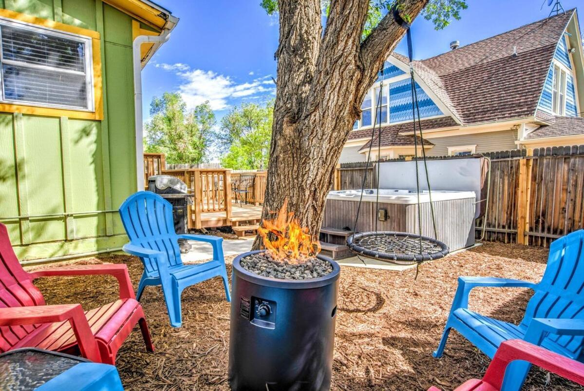 הוילה קולורדו ספרינגס The Vibrant Victorian Hot Tub & Fire Pit In Occ מראה חיצוני תמונה